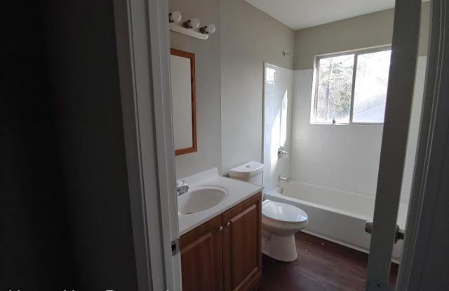 3703 Largo Lane Gallery 4