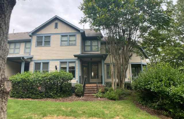 Gorgeous Condo in the heart of Chapel Hill photos photos
