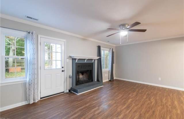 4615 Marlwood Way Gallery 3