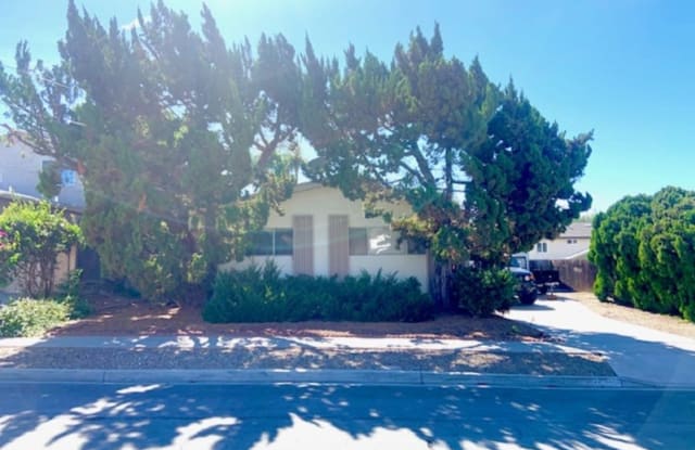7521 Crary Street - 7521 Crary Street, La Mesa, CA 91942