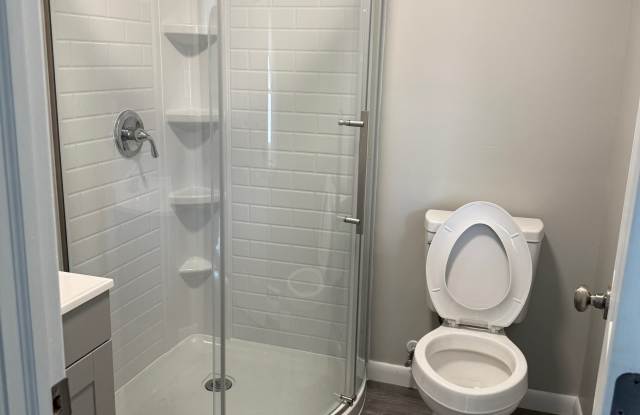 828 Kieffer St photos photos