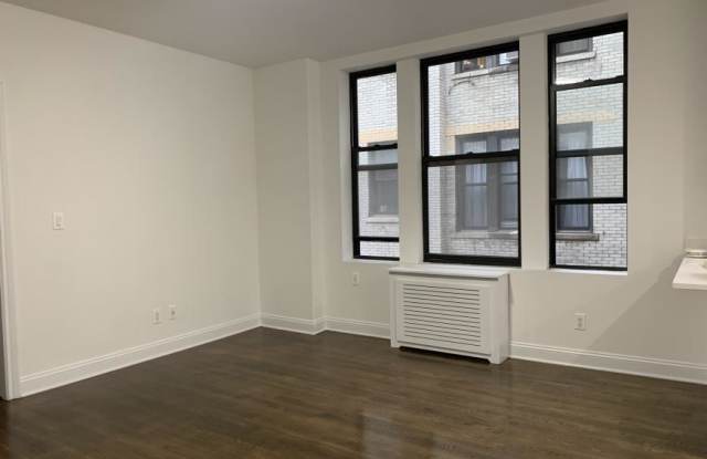 200 West 58th St. - 200 West 58th Street, New York City, NY 10019