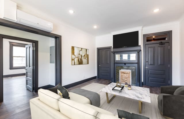 728 East McMillan Street - 2 photos photos