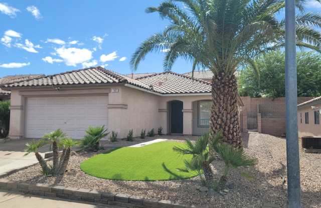 167 White Butte St - 3 bedrooms , 2.0 bathrooms , 1396 SQFT photos photos