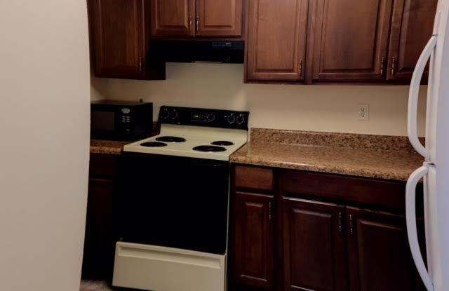 ALTAMONTE HEIGHTS 1 Bed / 1 Bath Gallery 4