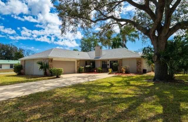 57 Shores Blvd photos photos