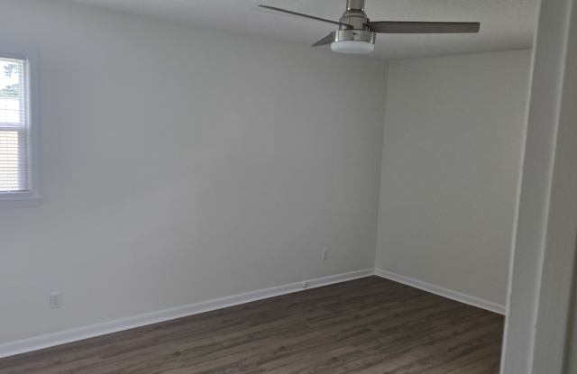 2100 Saddlewood Trail Gallery 3