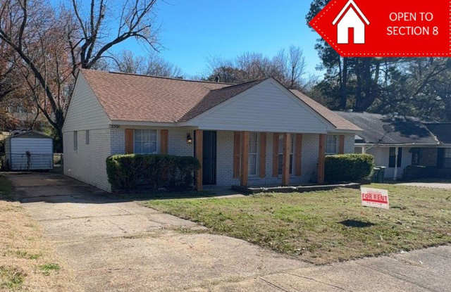 Spacious well kept 4 bedroom 2 bath home - Open To Section 8 - 3356 William Tell Drive, Memphis, TN 38127