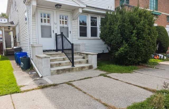 117 E Green Street photos photos