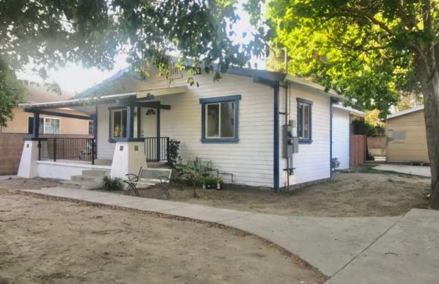 14351 Valerio St Gallery 2
