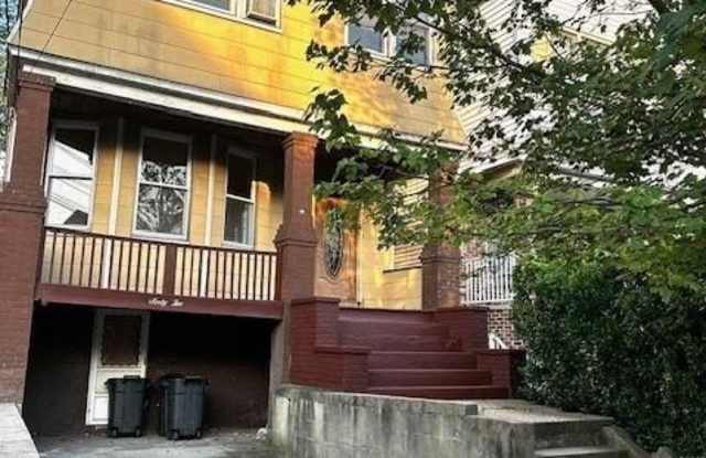 62 GARRETSON AVE photos photos
