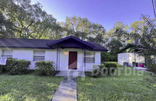 7498 Necia Dr S Gallery 1