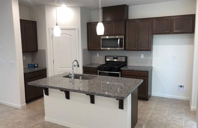 BEAUTIFUL FOLSOM HOME IN GATED COMMUNITY!! Gallery 3
