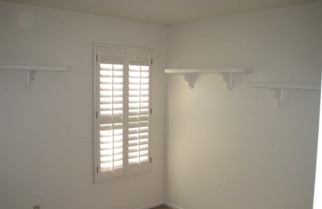 1927 E Hampton #121 Gallery 4