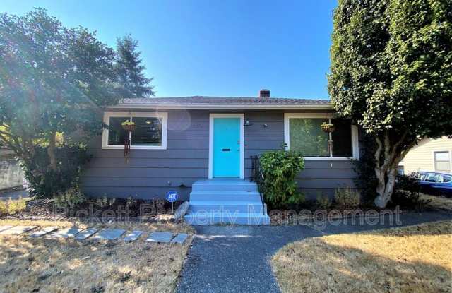 631 Bertha Ave photos photos