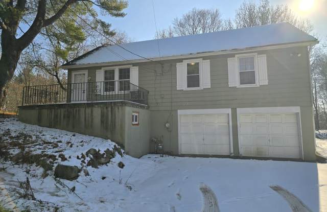 3 Christmas Hill Road - 3 Christmas Hill Road, Airmont, NY 10952