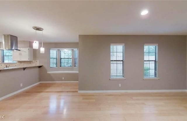 11600 Big Trl Gallery 2