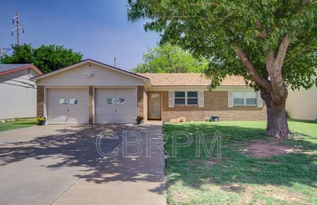 4918 55th photos photos