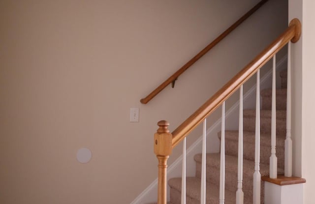 1250 Westpointe Drive Gallery 2