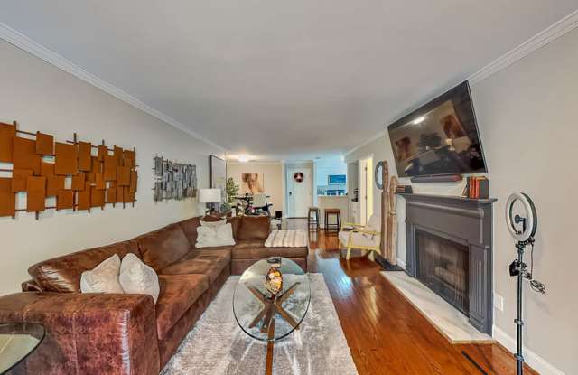 3104 Pine Heights Dr NE photos photos