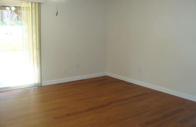 777 Alveda Ave. Gallery 4