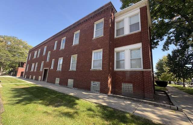 4705 N Long Avenue Gallery 1