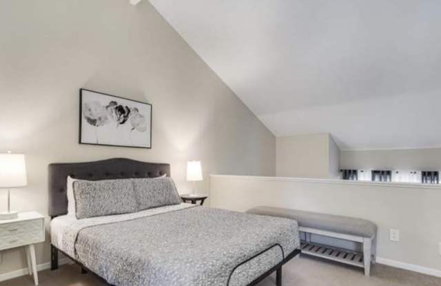 2902 Woodlake Dr Gallery 2