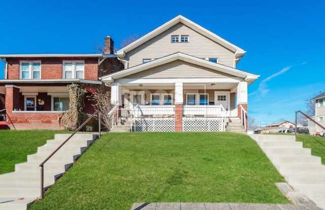 1239 S Champion Ave. photos photos