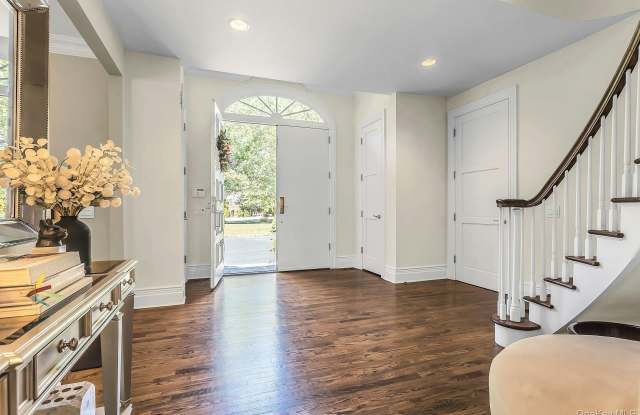 10 High Meadow Court Gallery 4