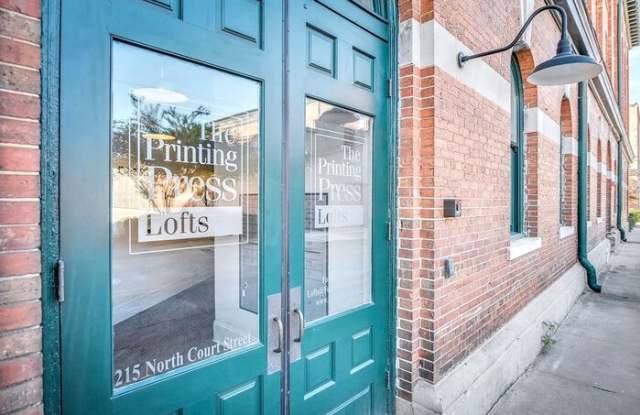 215 North Court Street Gallery 4