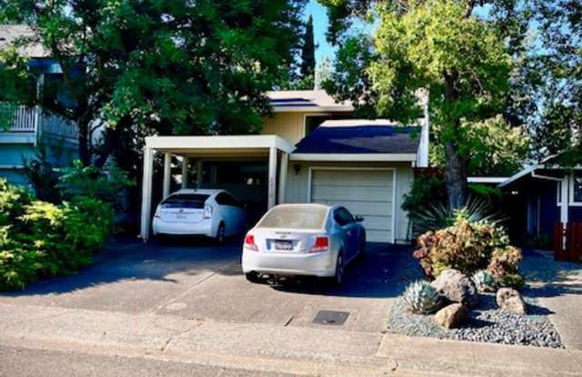 West Davis large floor plan - 2010 Calaveras Avenue, Davis, CA 95616 West Davis large floor plan - 2010 Calaveras Avenue, Davis, CA 95616