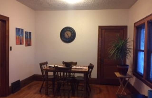 1322 Hewitt Ave Gallery 3