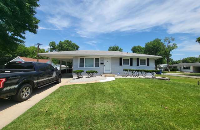 1015 Lindsay Lane photos photos