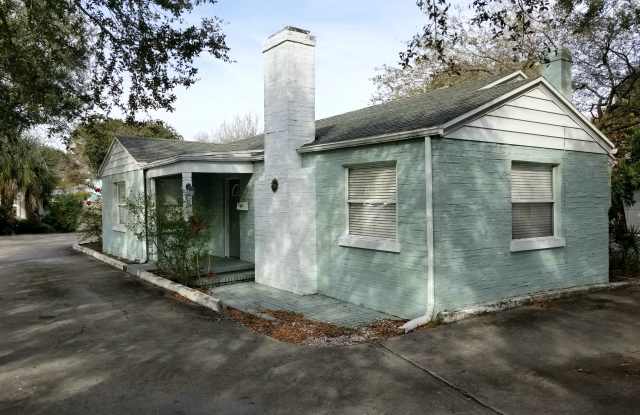 512 East Strawbridge Avenue photos photos