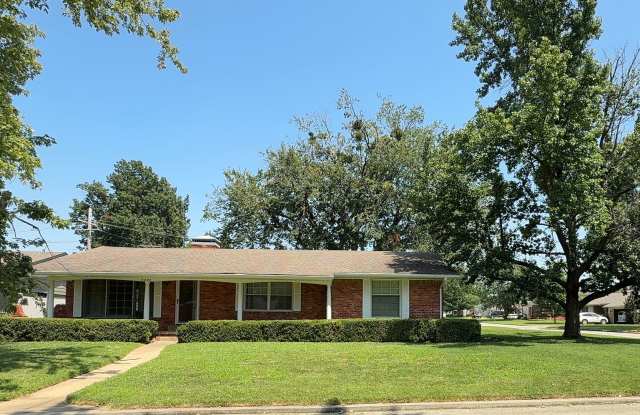 Discover this wonderful 3-bedroom, 2-bath home in Tulsa situated on a corner lot! photos photos