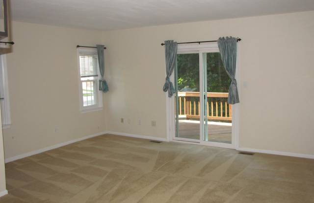 8441 CANYON OAK DRIVE Gallery 3