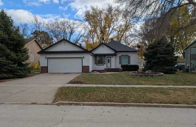 Spacious 3-Bedroom Ranch in the Heart of Growing Gretna Gallery 3