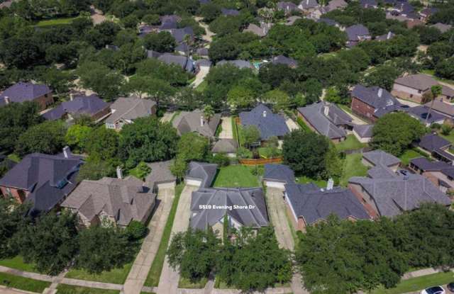 5519 Evening Shore Drive Gallery 3