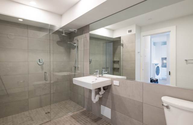 Unique Coolidge Corner apartment photos photos