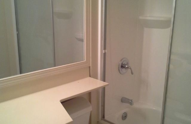 1785 Cherokee Dr Unit 3 Gallery 3