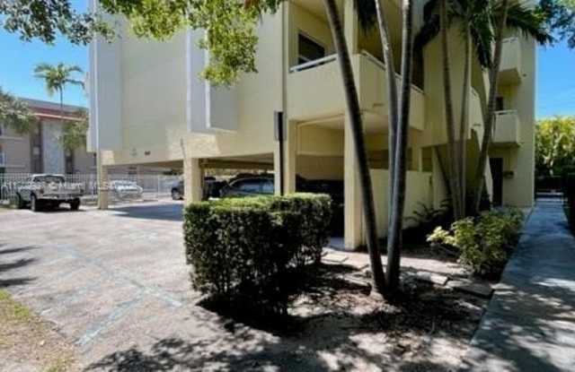 5839 SW 74th Ter photos photos