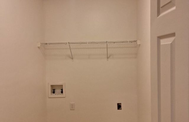 Great location off Lovell Rd in West Knoxville Gallery 4