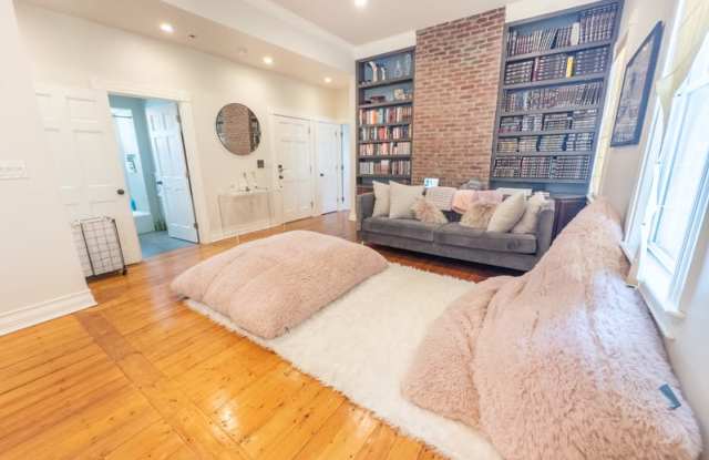 589 Franklin Street - Unit 3 photos photos