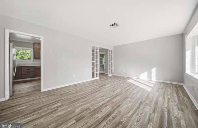 5233 KERGER Road Gallery 4