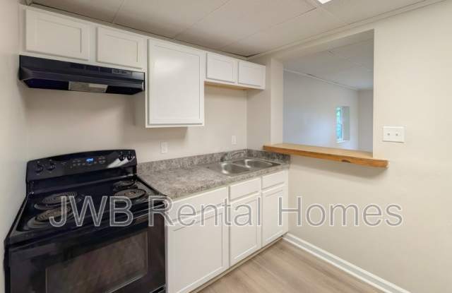 1204 Glencoe St #4 Gallery 4