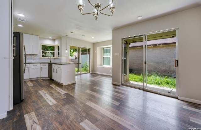 709 Meadow Arbor Gallery 4