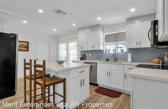 4712 N 27TH AVE - 4712 North 27th Avenue, Phoenix, AZ 85017