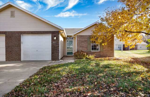 Half Off the First Month's Rent photos photos Half Off the First Month's Rent photos photos