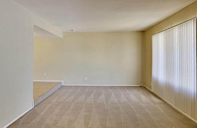 5505 N 40th Drive Gallery 2