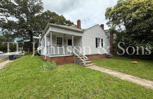 Corner Lot Duplex Situated Near Blum Park. photos photos